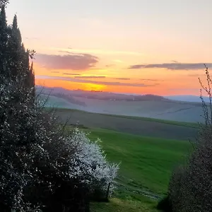 https://gli-archi-di-corsanello.it-tuscanyhotel.com