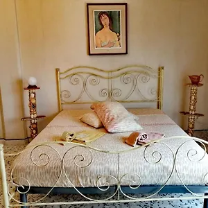 https://via-saraceni.sicilyhotelsitaly.net