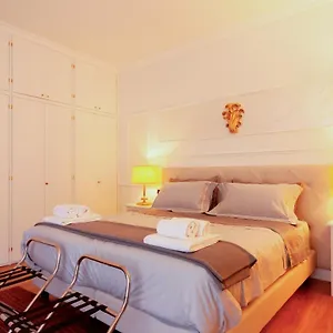 https://ponte-vecchio-luxury-penthouse.it-tuscanyhotel.com