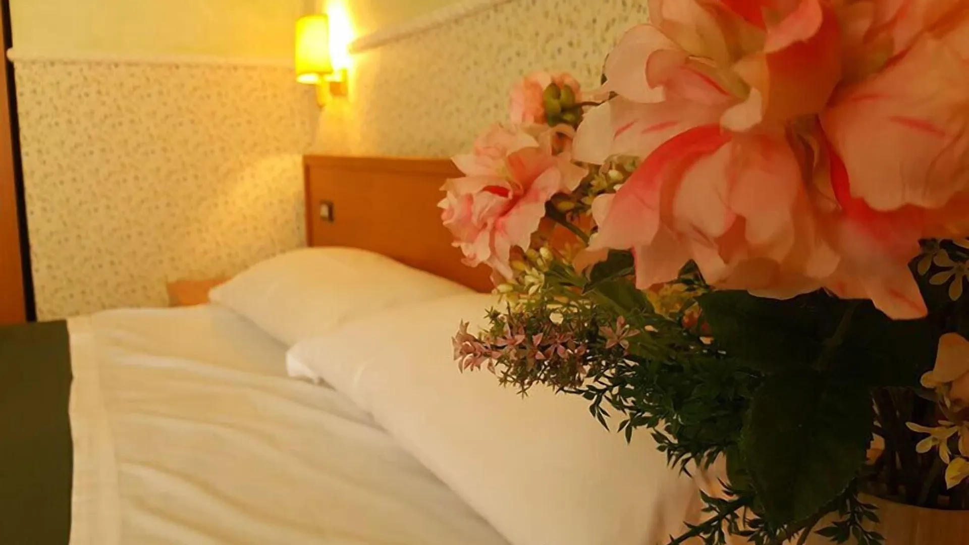 ***  Numa Rome Linea Otel İtalya